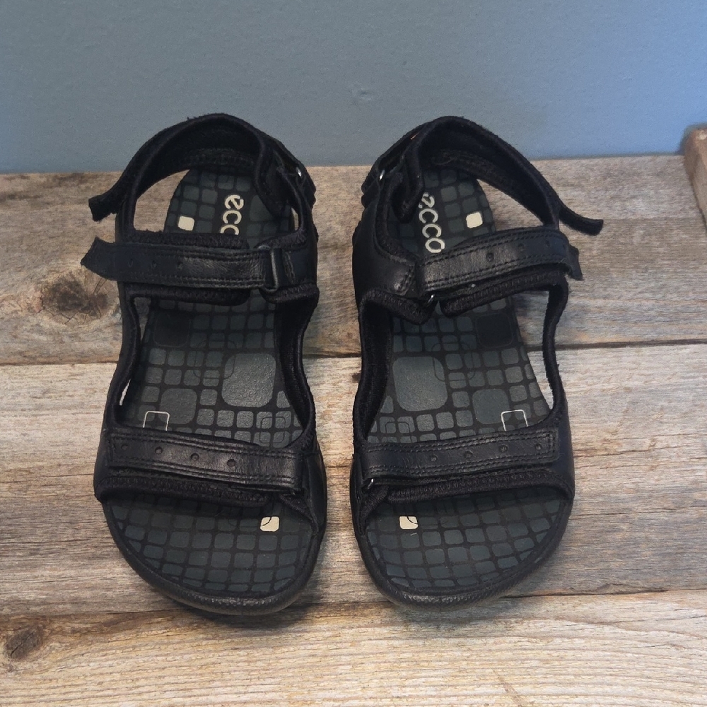 Ecco Black Leather 2 Strap Sandals Sizr 39 9